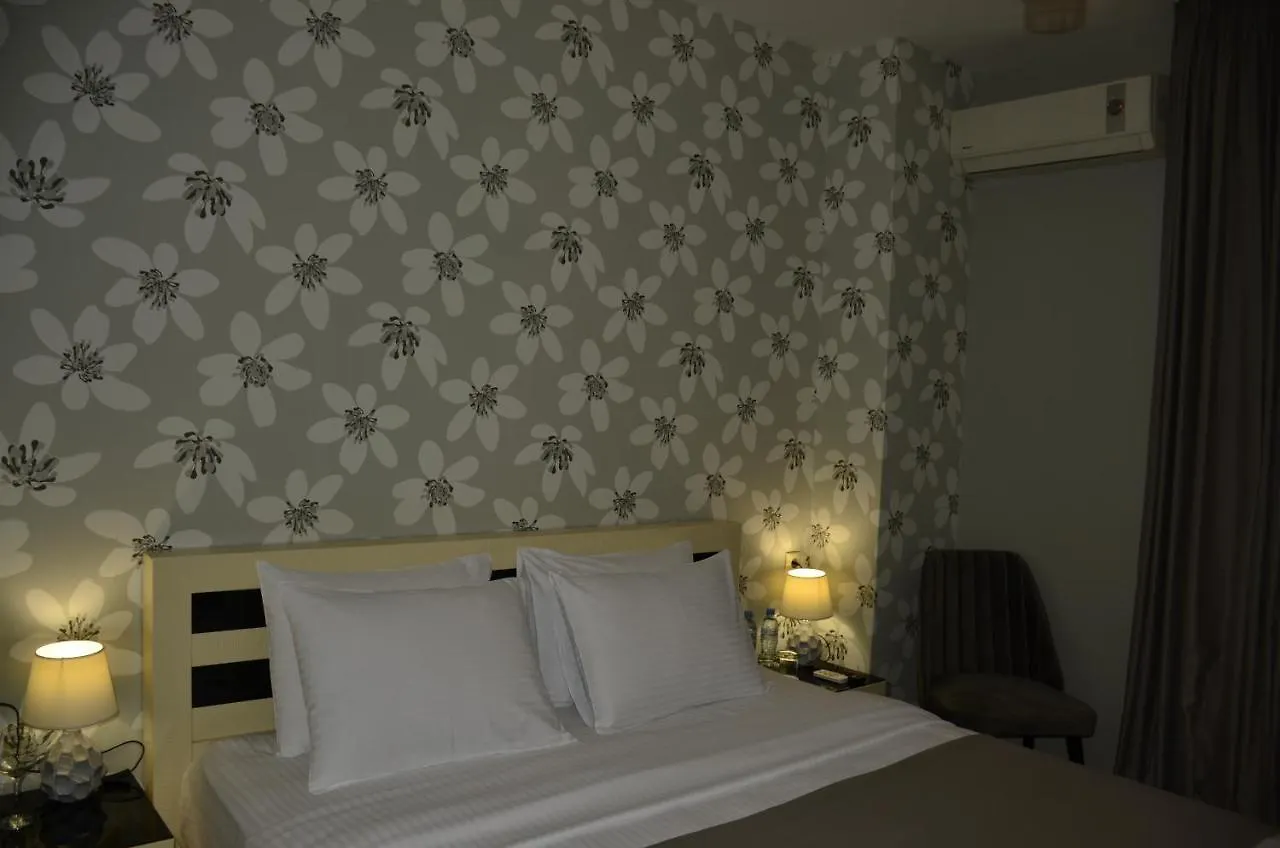 Vere Corner Hotel Τυφλίδα 0*,  Γεωργία