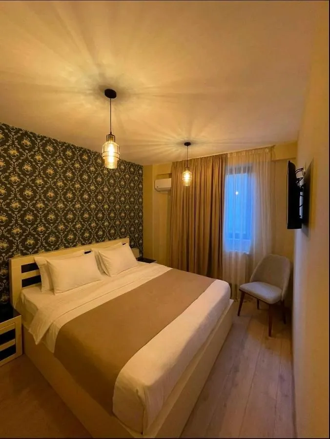 Bed and Breakfast Vere Corner Hotel Τυφλίδα